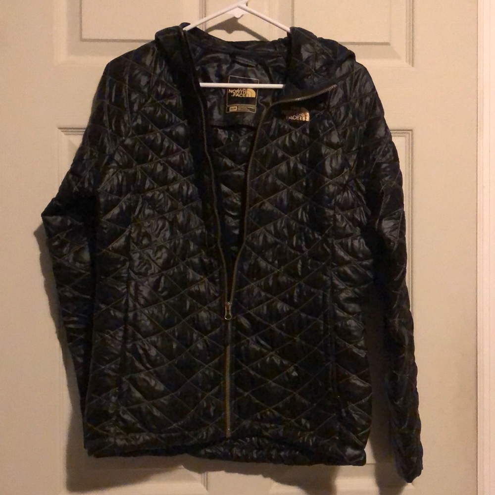 North Face Women’s M puffer jacket
